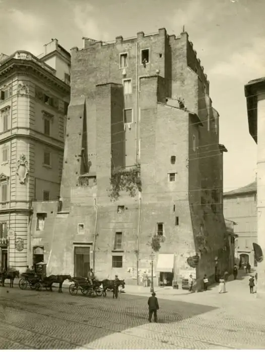 Torre dei conti a primeros del Siglo XX